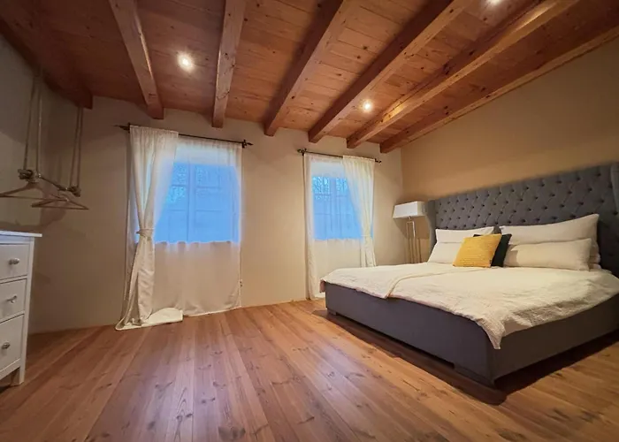 Feistritz Berg Und *