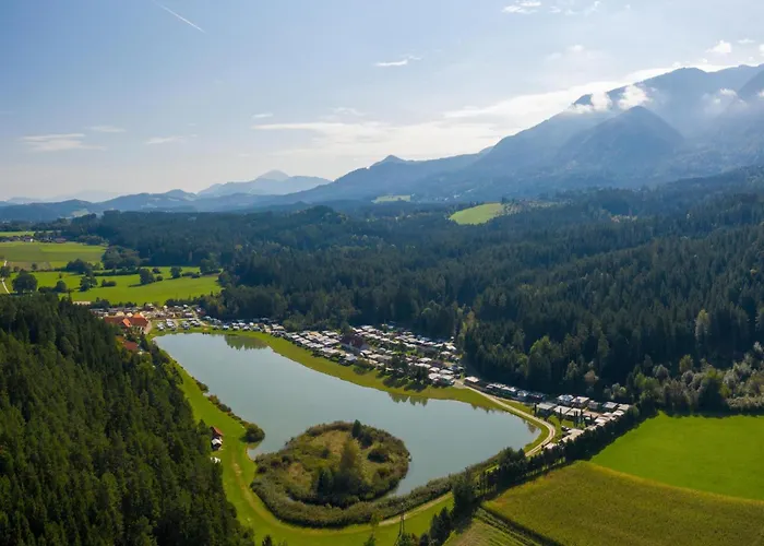 Feistritz Berg Und Nyaraló *